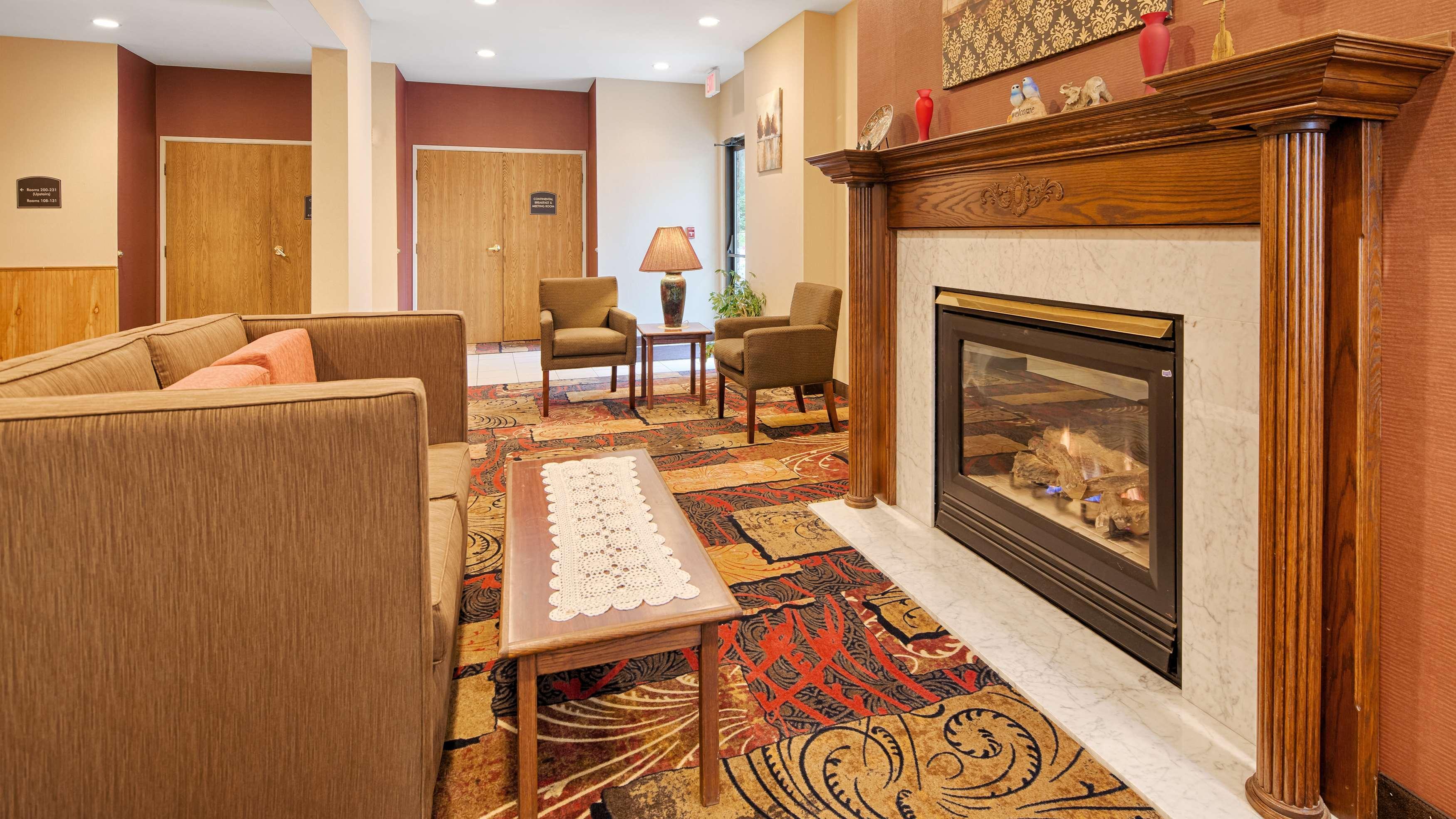 Best Western Plaza Hotel Saugatuck Exterior foto