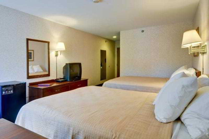 Best Western Plaza Hotel Saugatuck Exterior foto